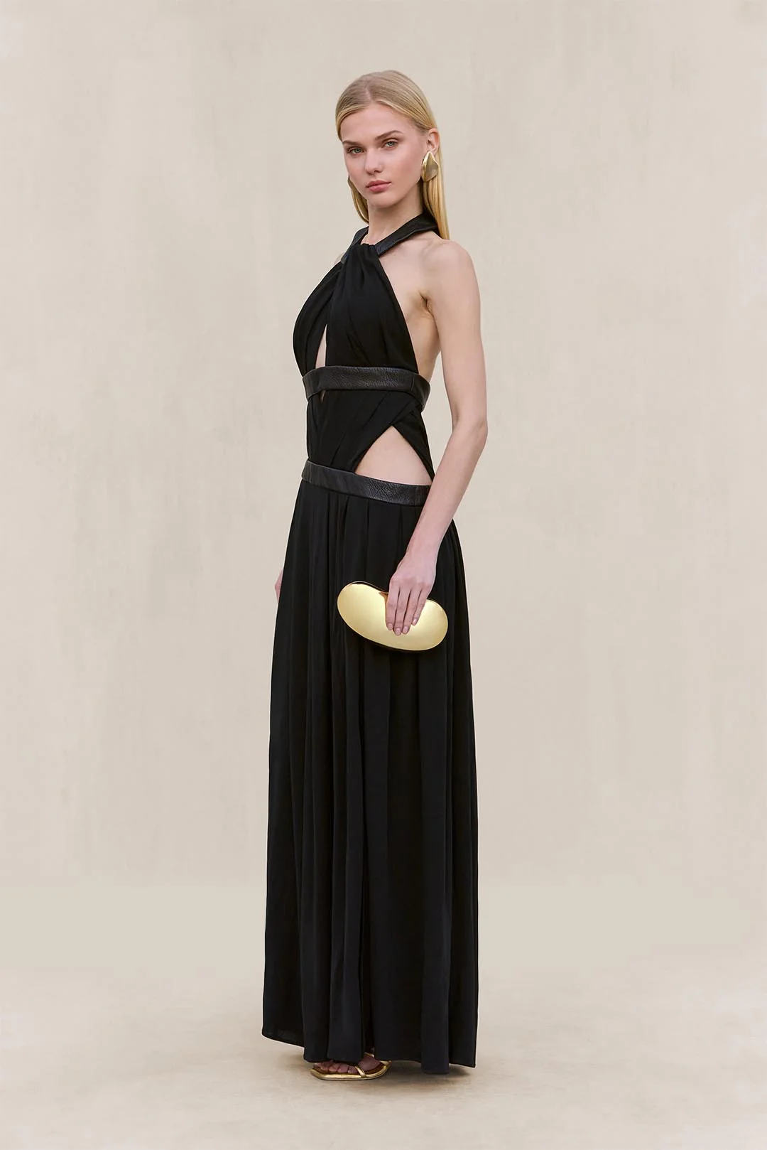 AKSHARA GOWN - BLACK - Image 7