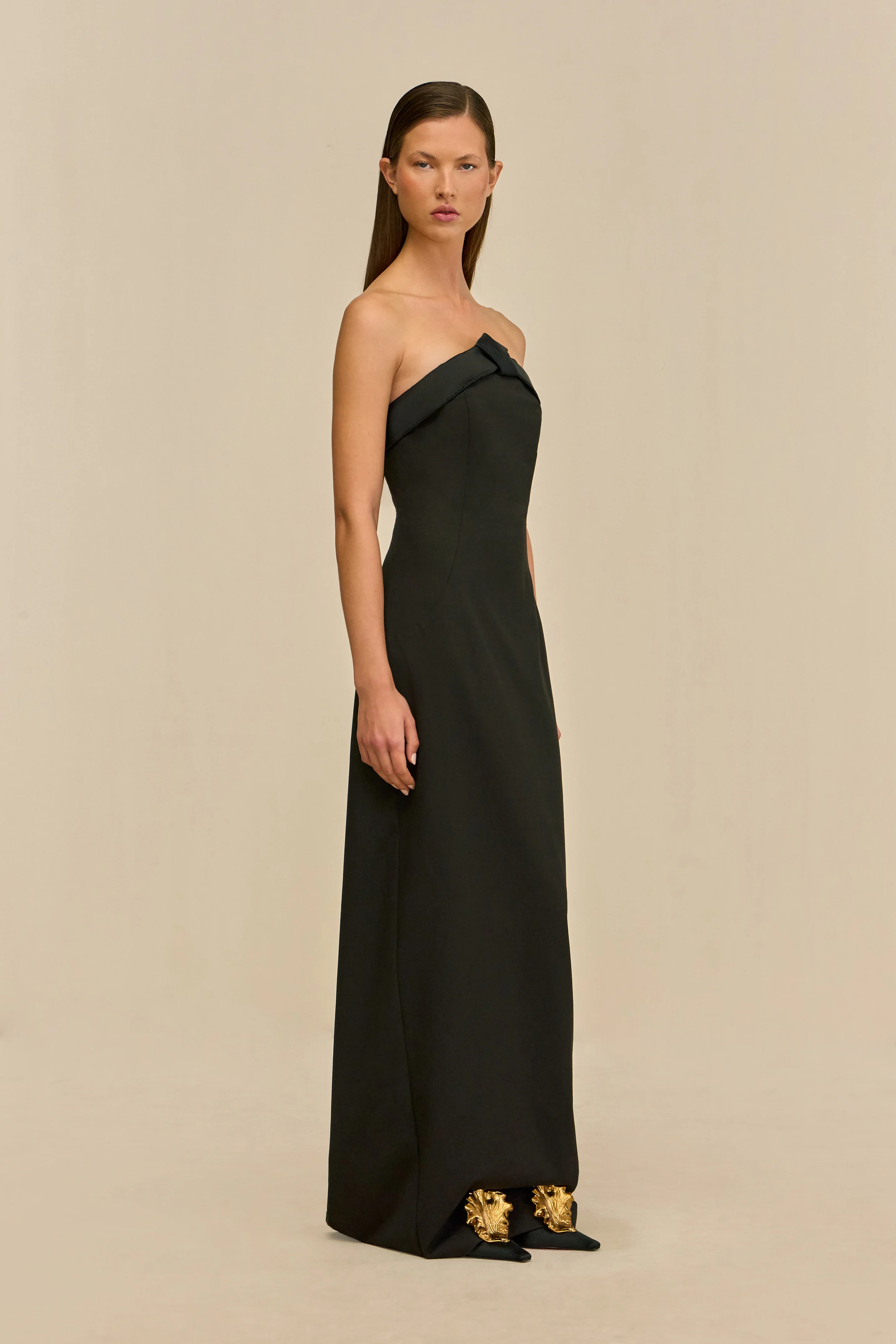 AMANAH GOWN - BLACK - Image 4