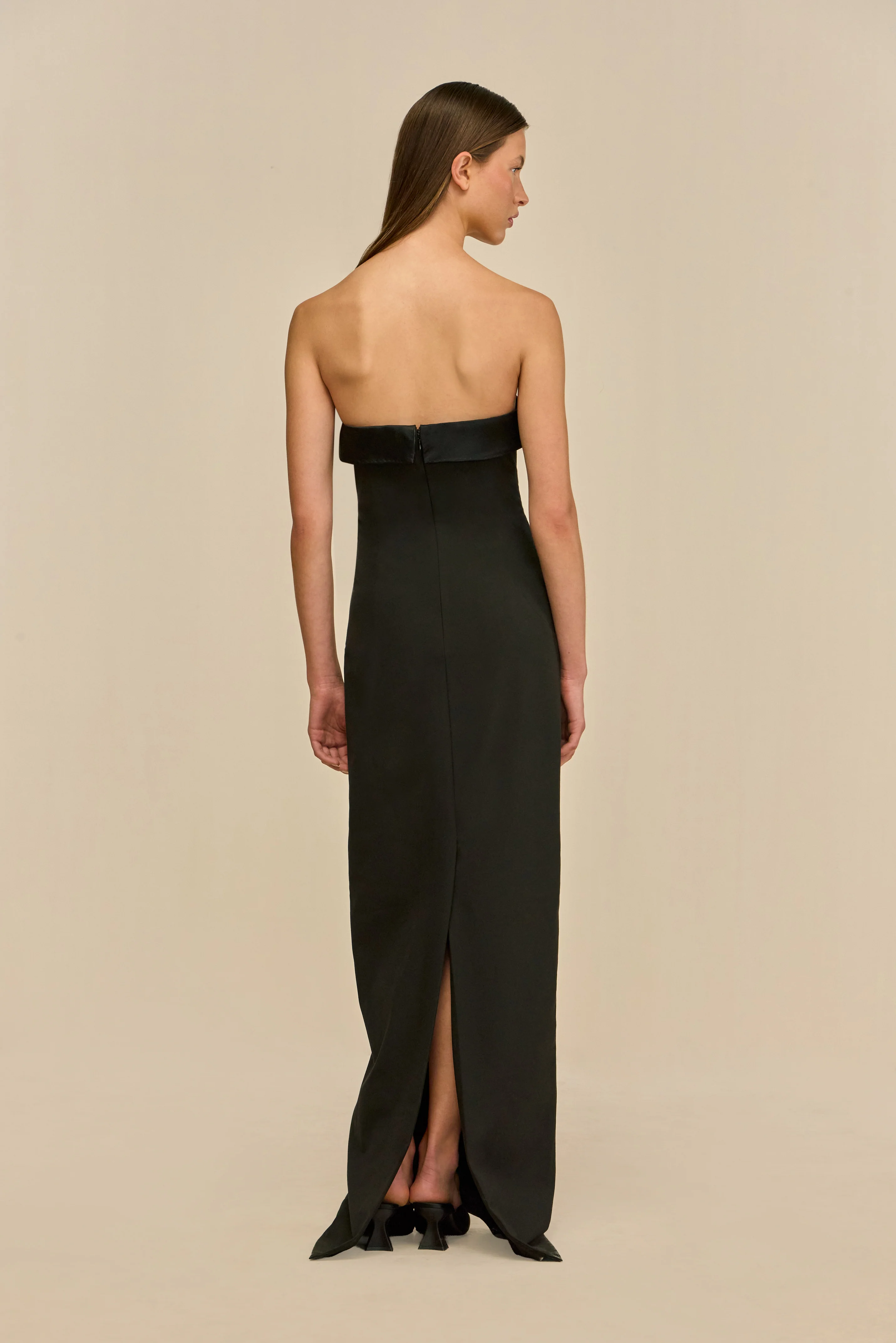 AMANAH GOWN - BLACK - Image 5