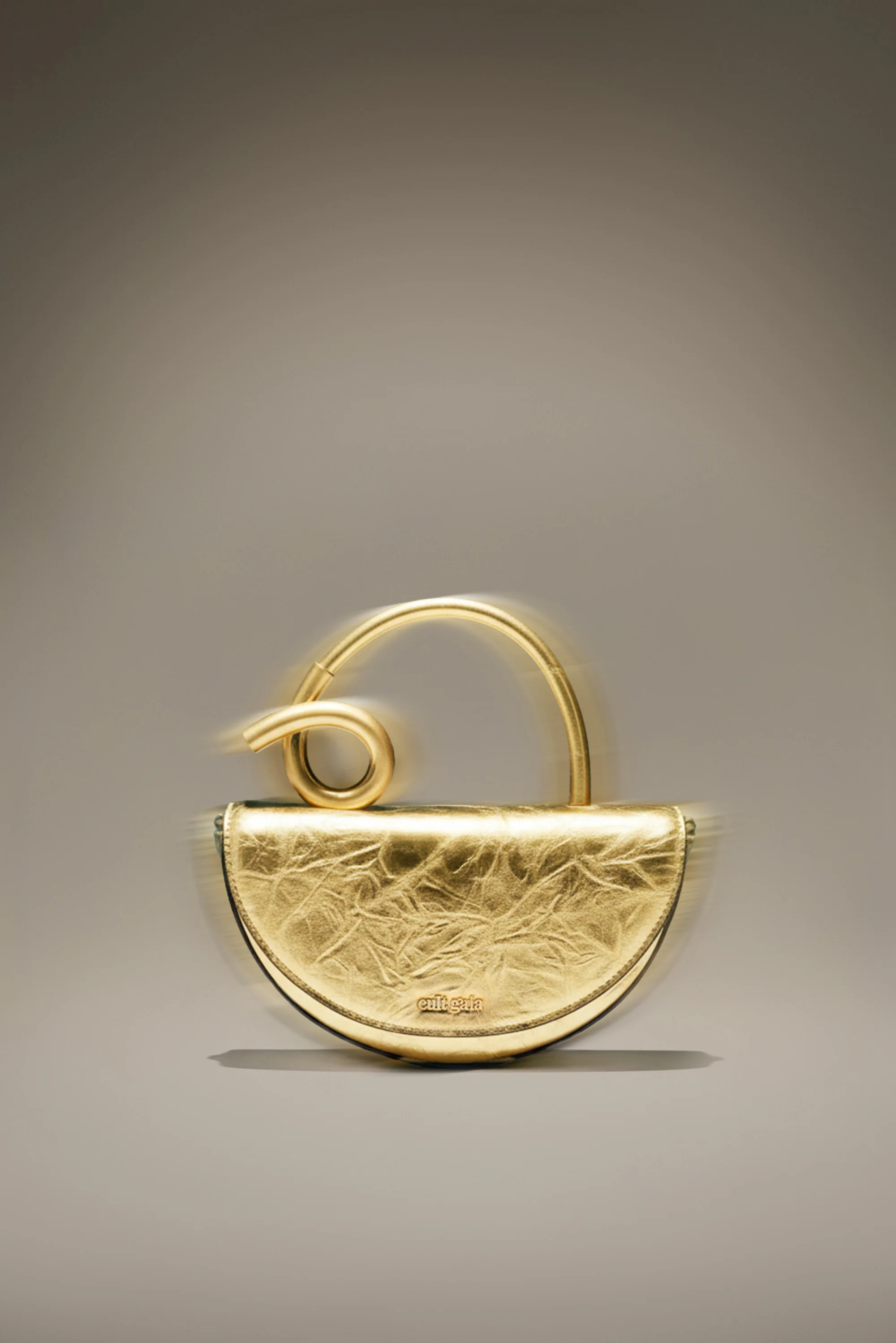 AZARIAH NANO CROSSBODY BAG - BRASS - Image 5