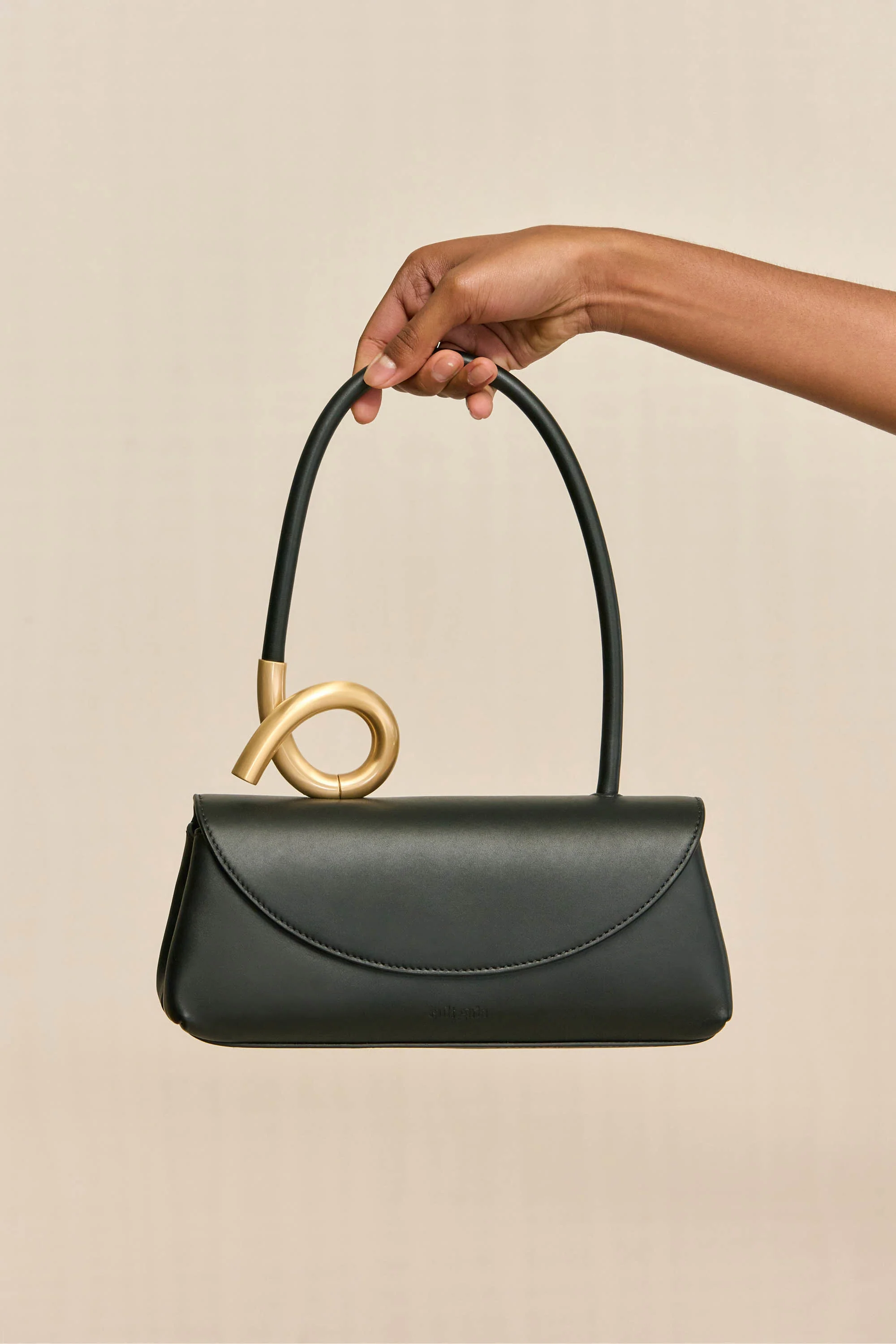 AZARIAH SHOULDER BAG - BLACK - Image 2