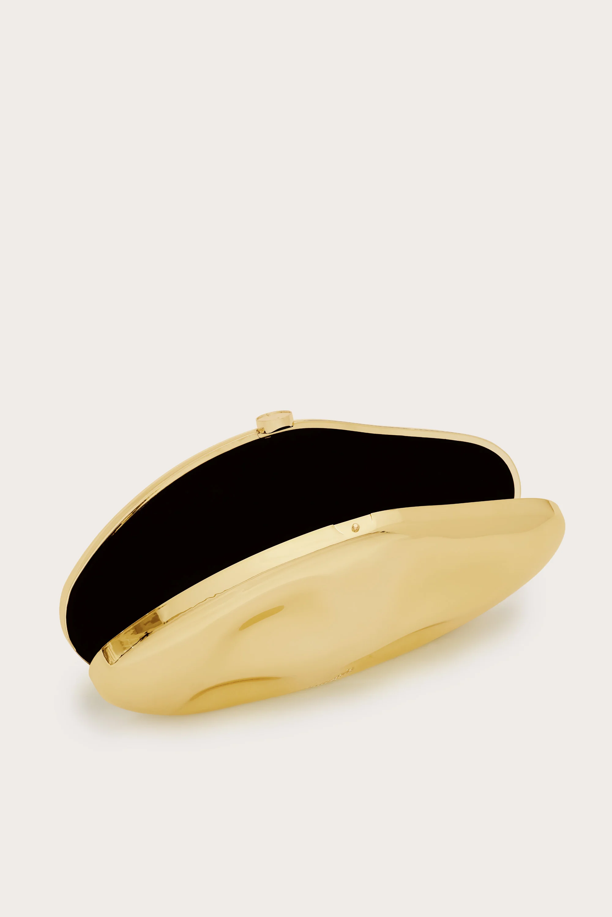CALDERA CLUTCH - SHINY GOLD - Image 3
