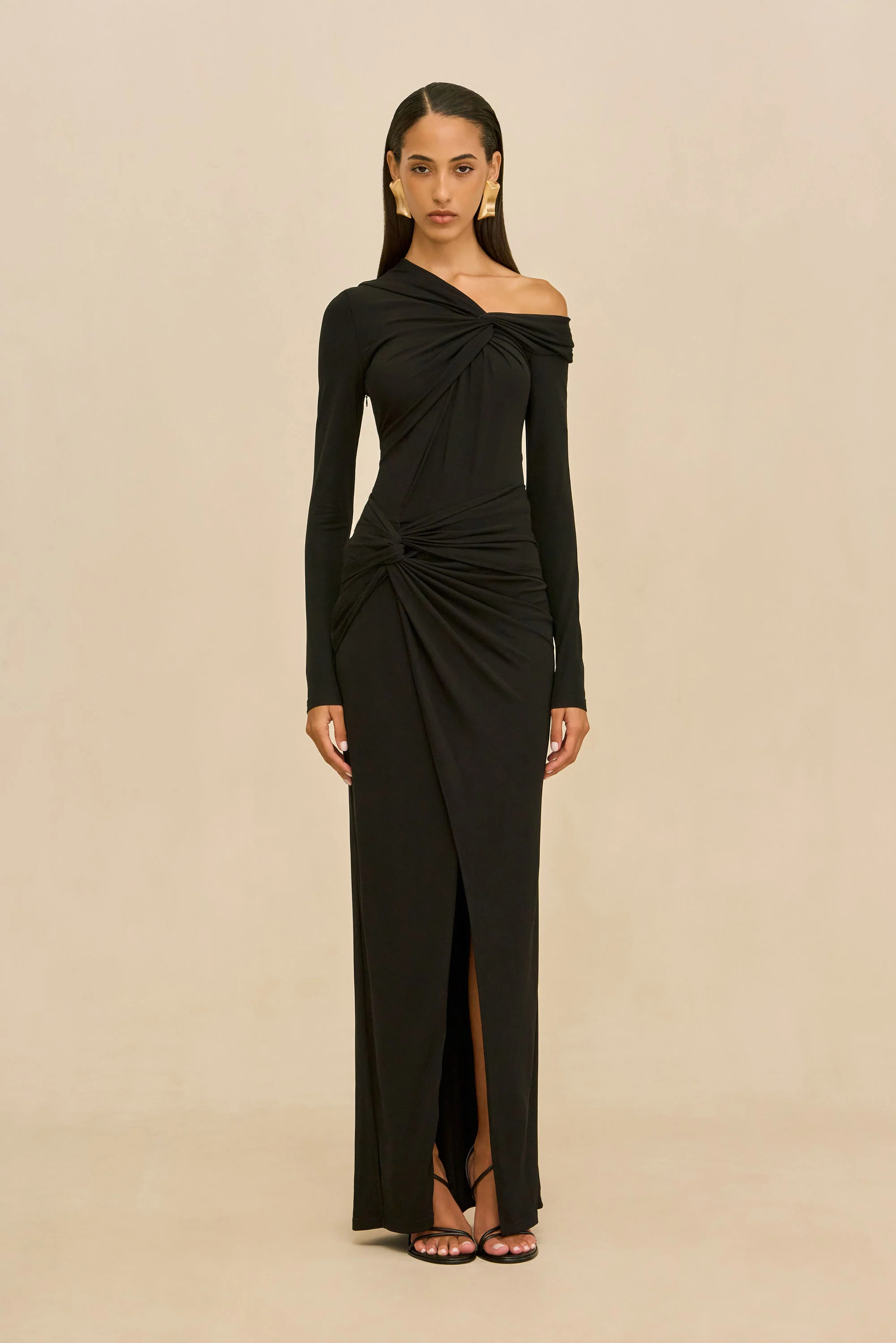 DELAINEY GOWN - BLACK - Image 4