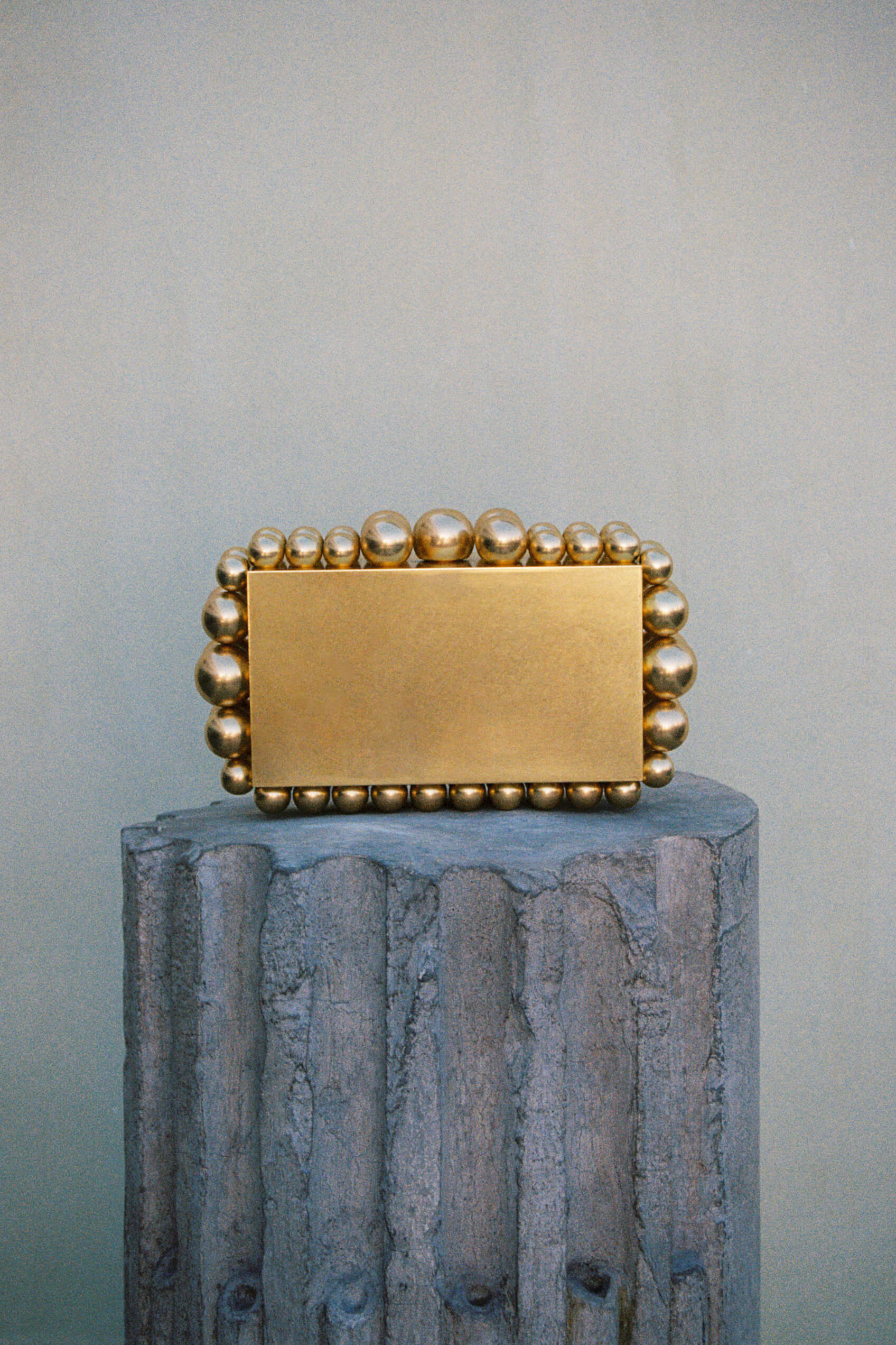 EOS CLUTCH - ANTIQUE BRASS - Image 4
