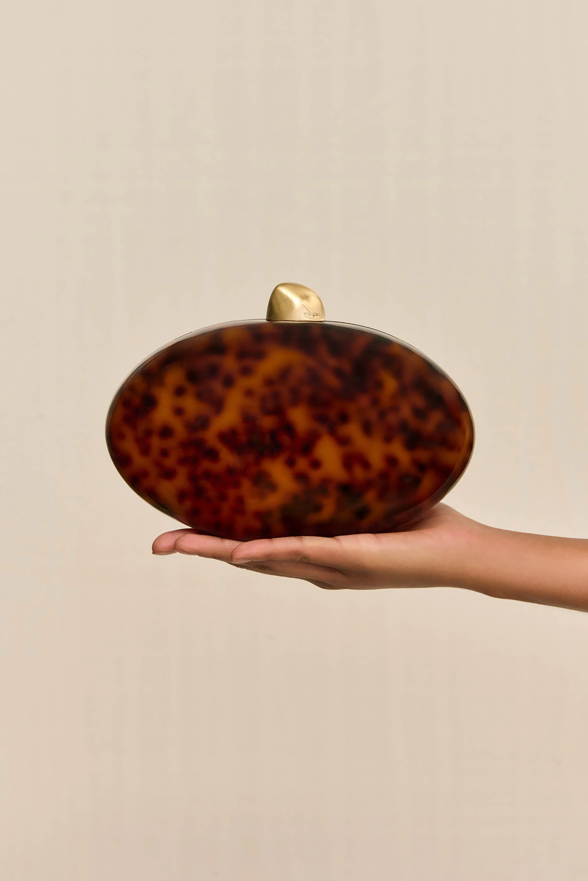 EVIANA CLUTCH - CARAMEL TORTOISE - Image 2