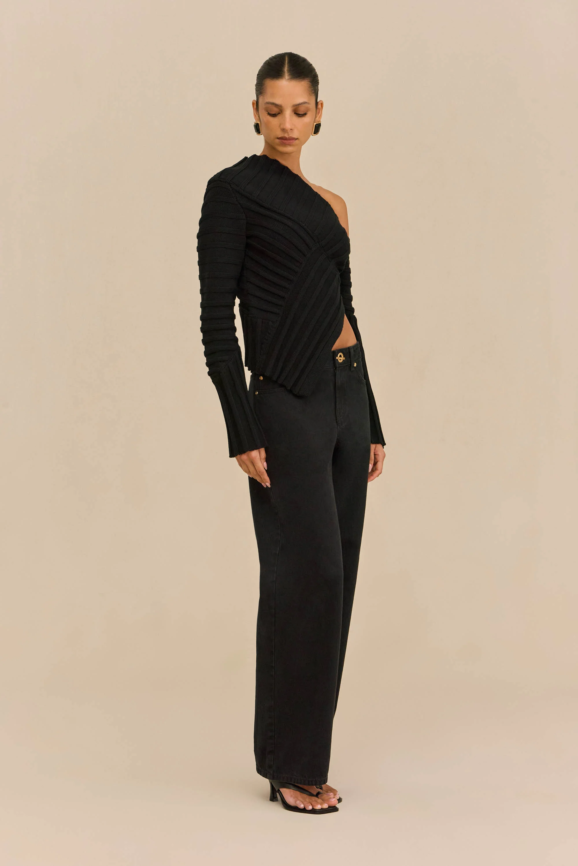 JAIDAN KNIT TOP - BLACK - Image 4