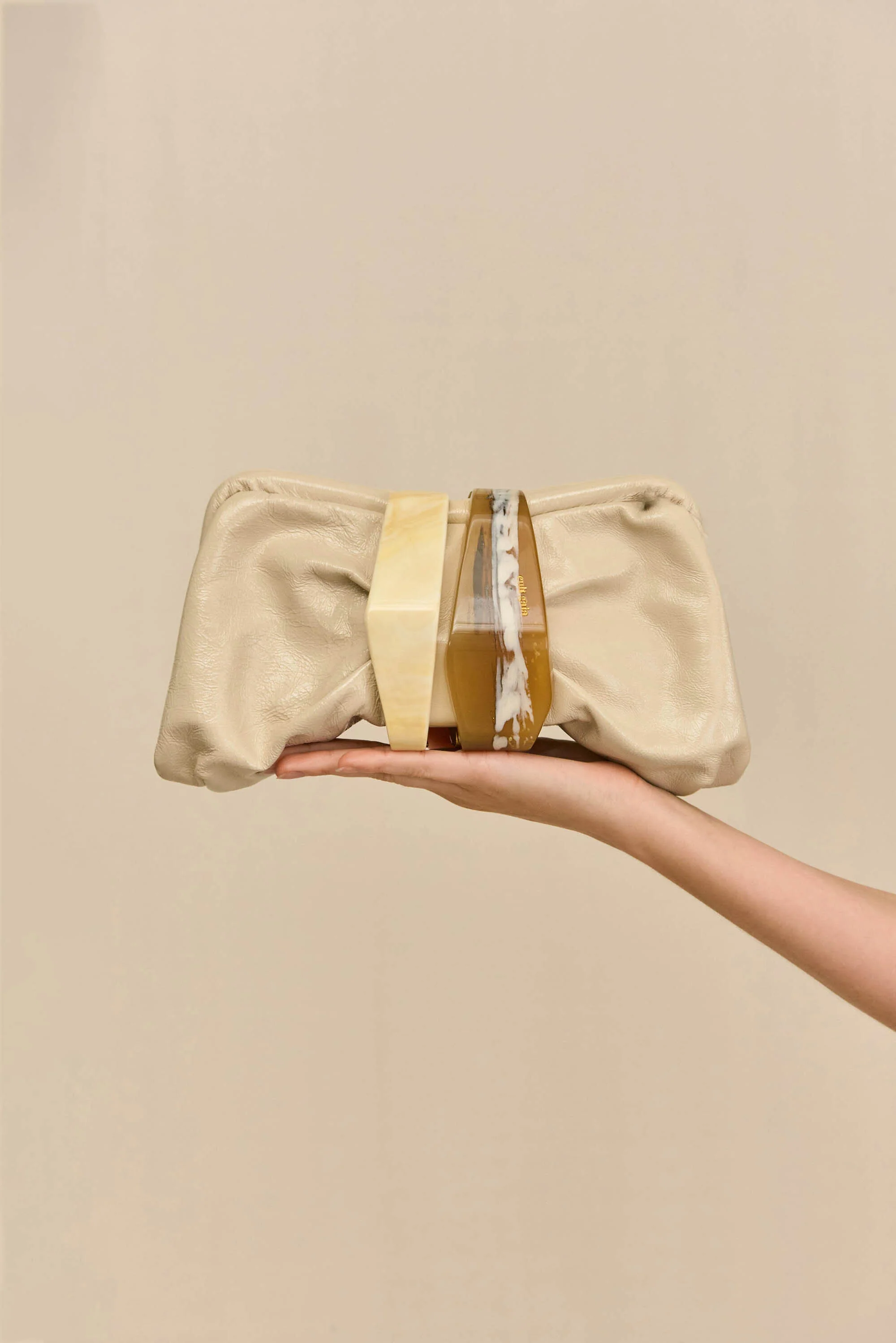 JULITA CONVERTIBLE CLUTCH - ALABASTER - Image 2