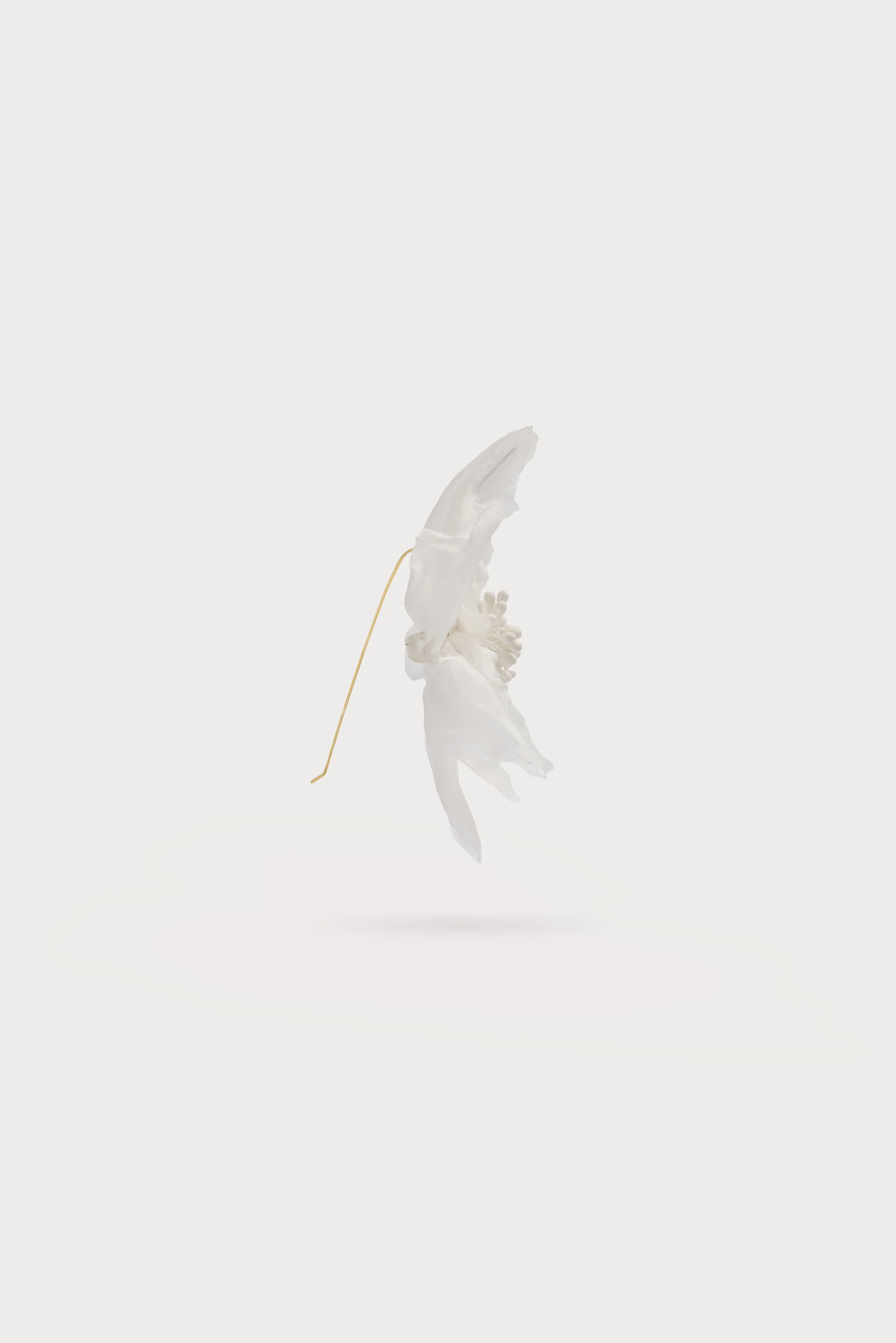 LAUREL EARRING - ANTIQUE WHITE - Image 3