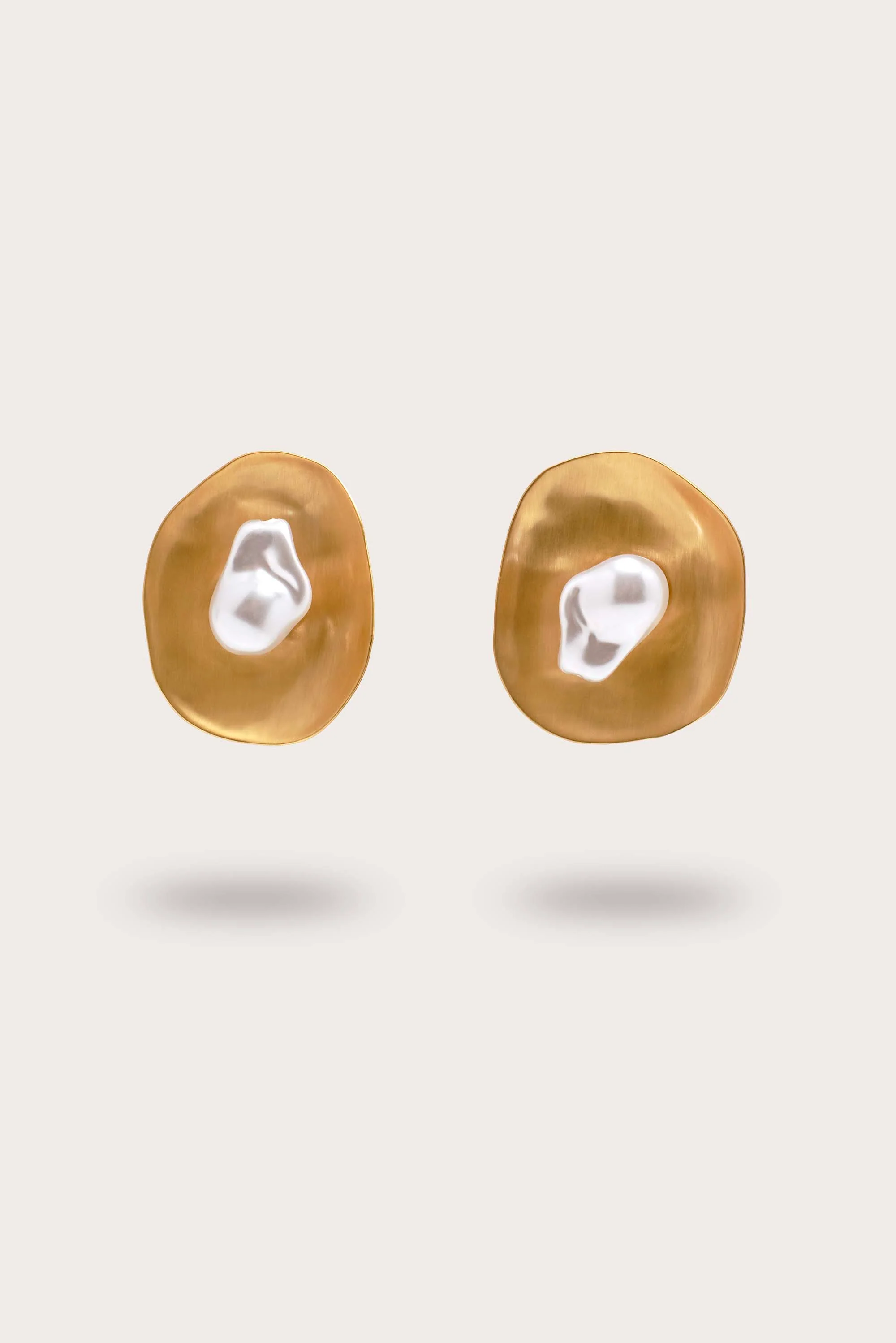 MARZIA EARRING - BRUSHED BRASS - Image 2