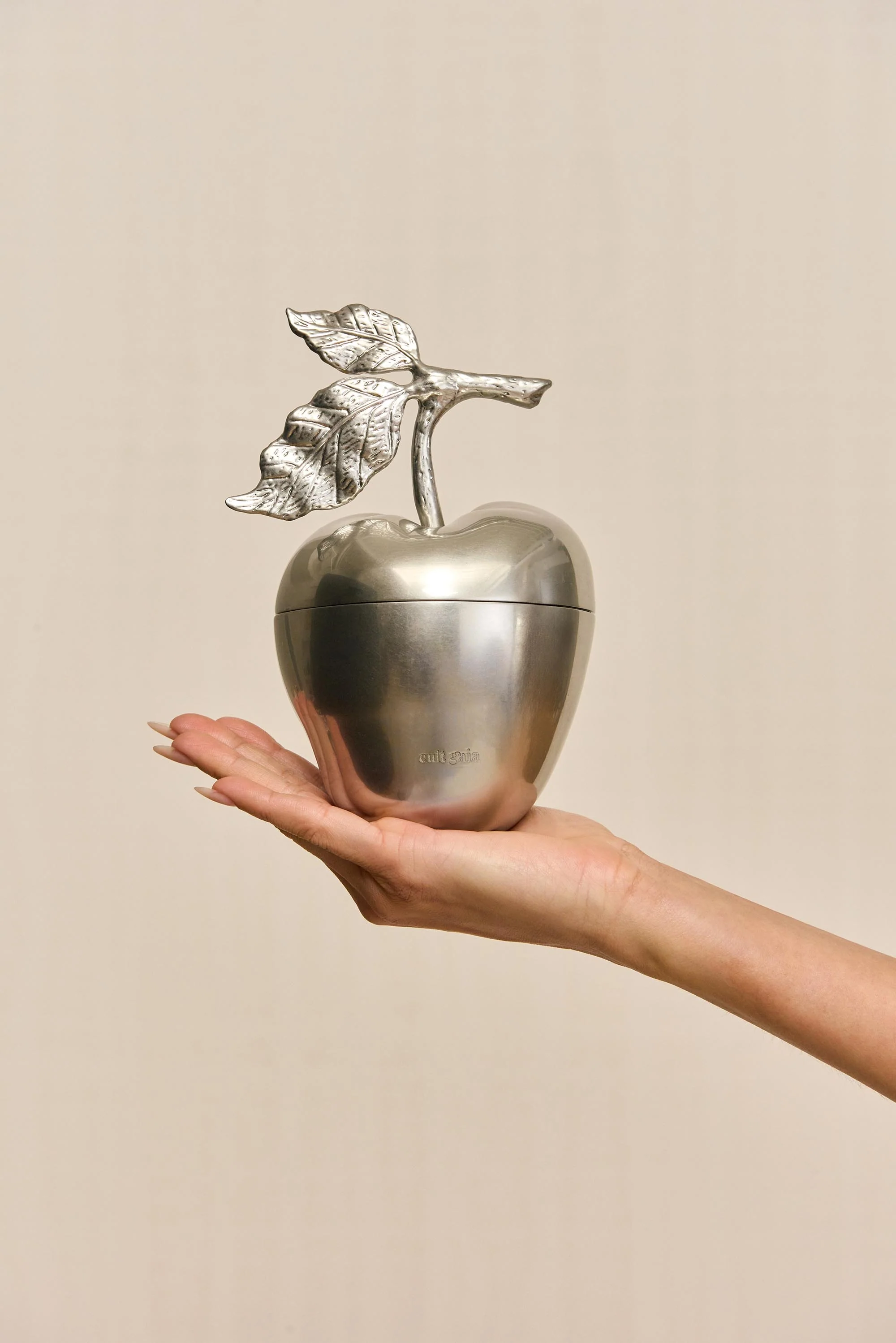 MELA CLUTCH - ANTIQUE SILVER - Image 2
