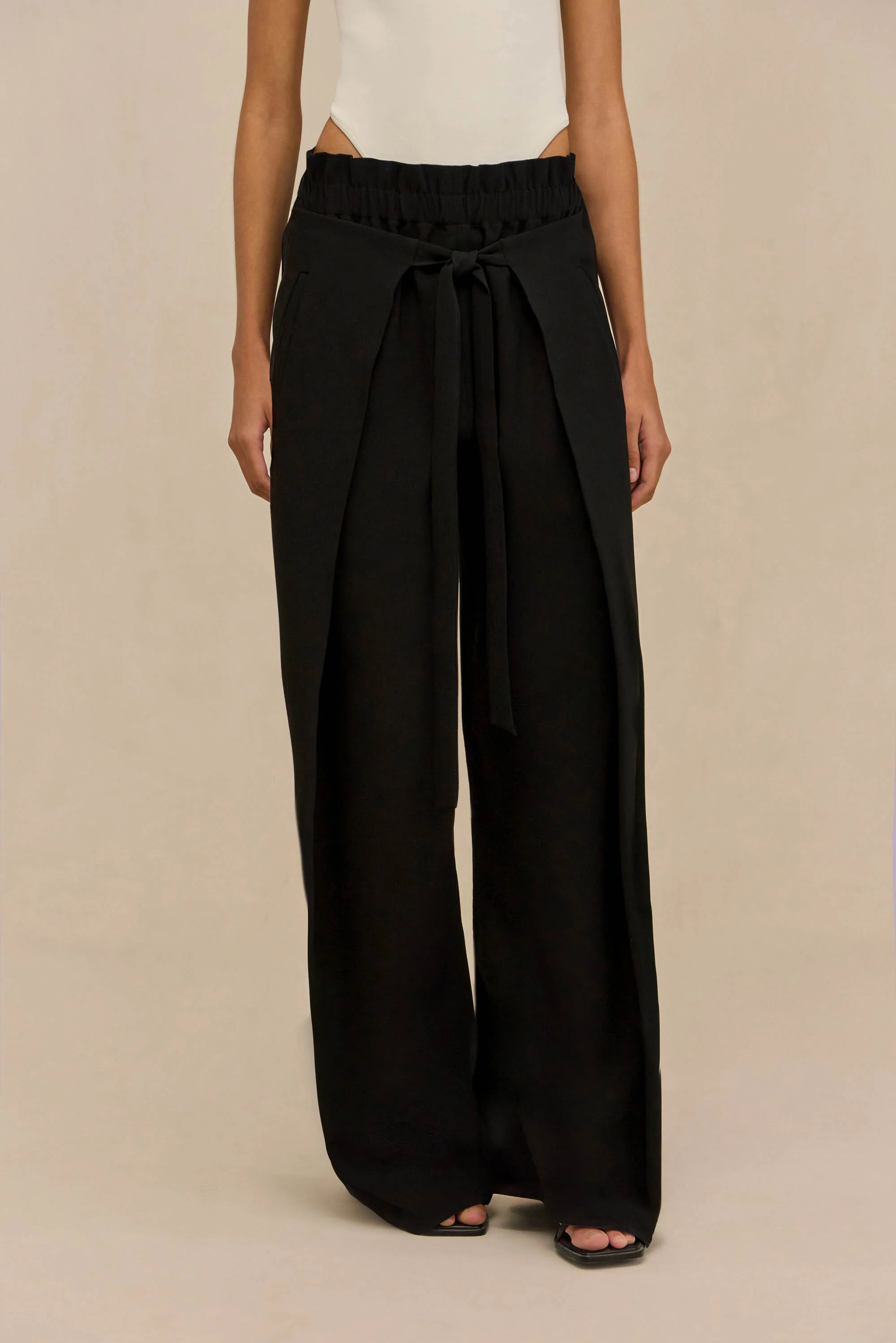 NAOMI PANT - BLACK - Image 2