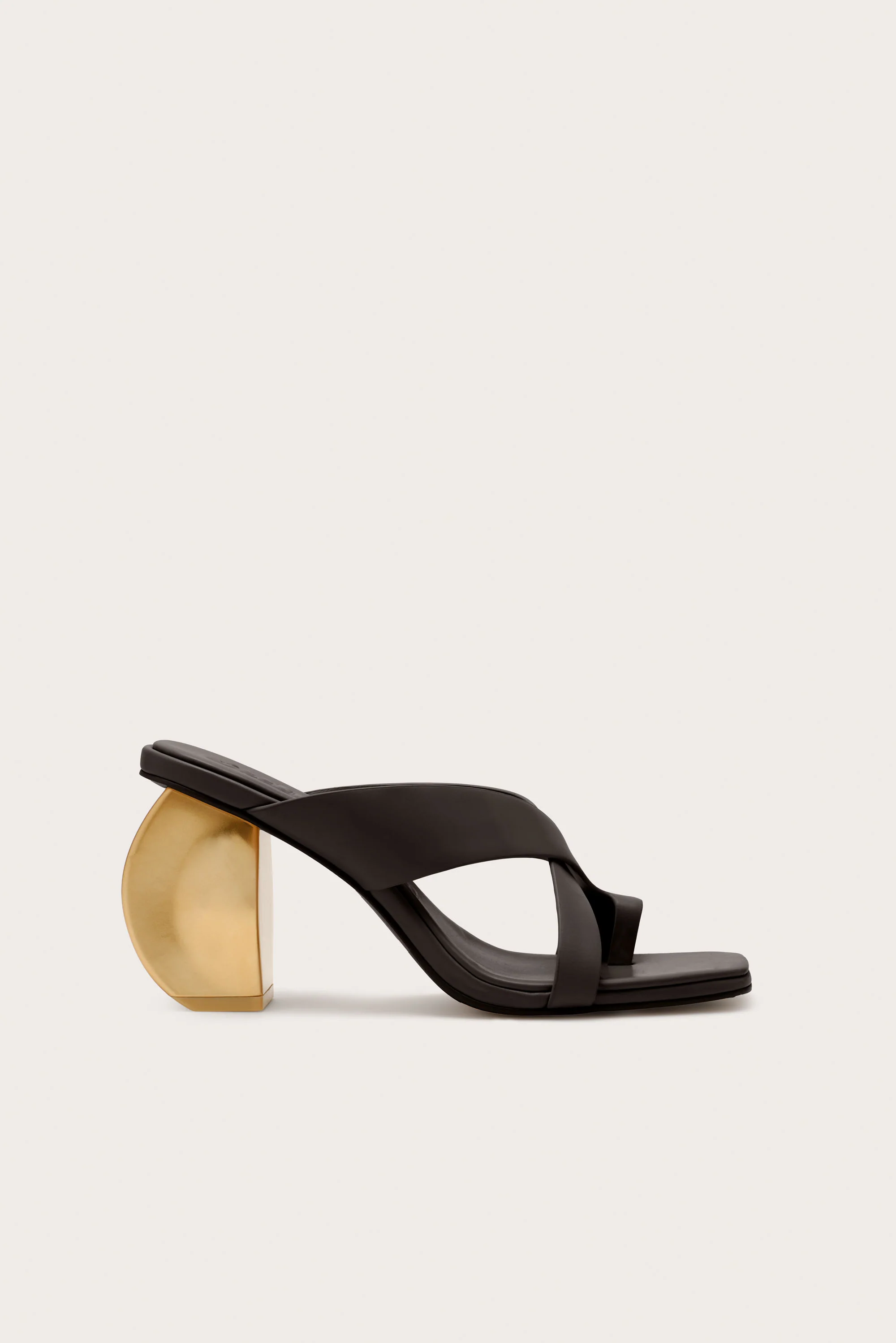 NINA SANDAL - BLACK - Image 3