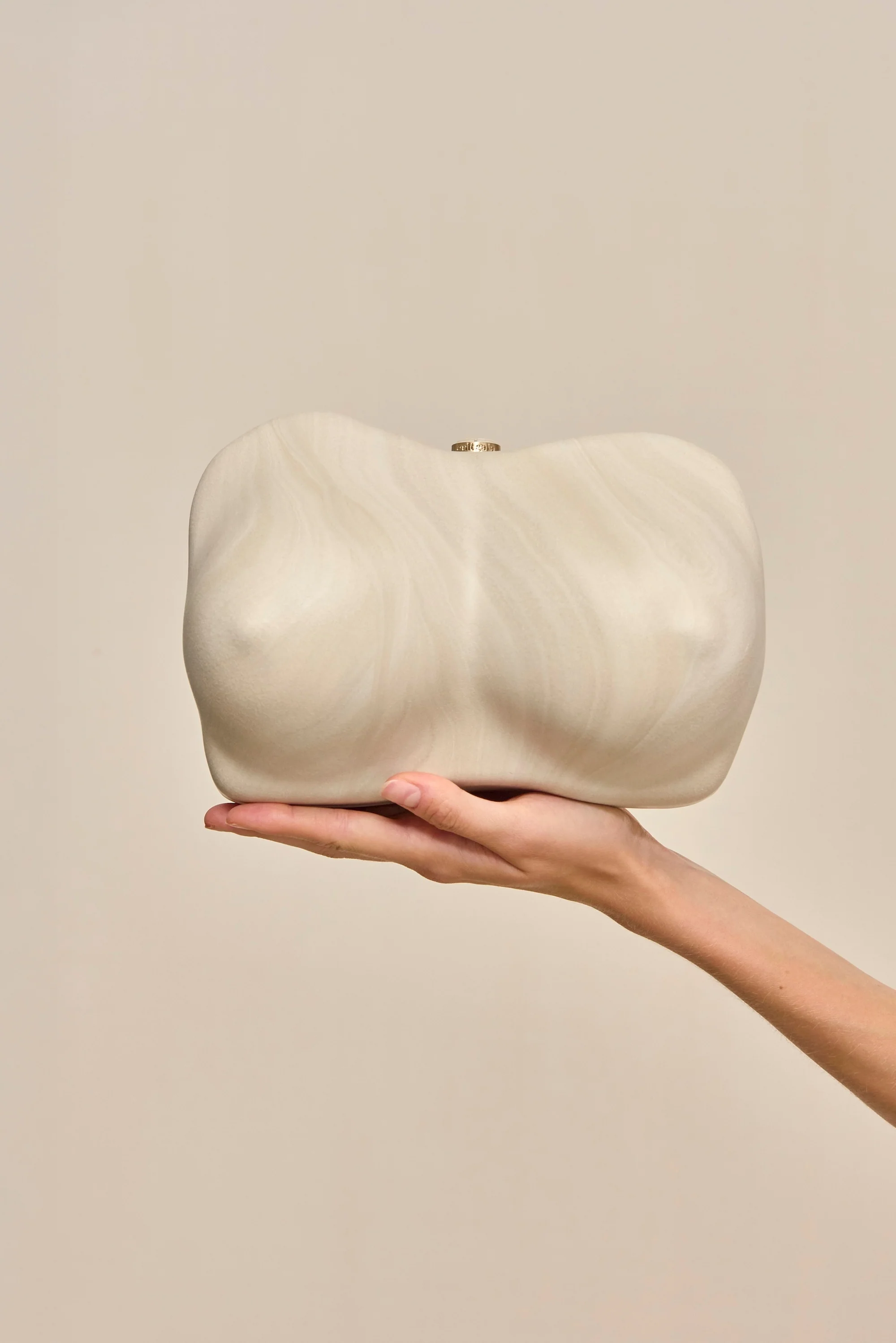 REINA CLUTCH - TRAVERTINE - Image 2