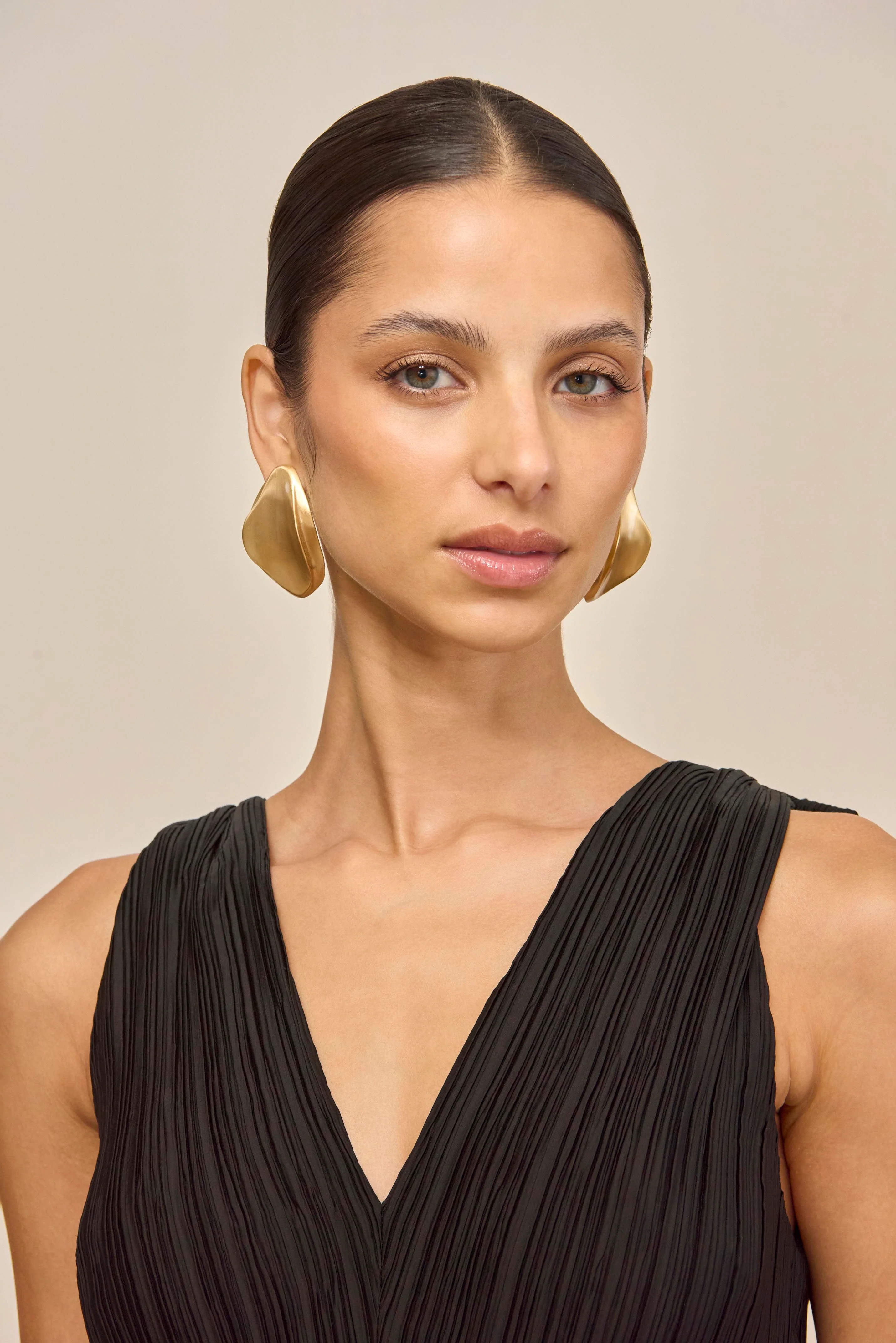 SARANA DRESS - BLACK - Image 5