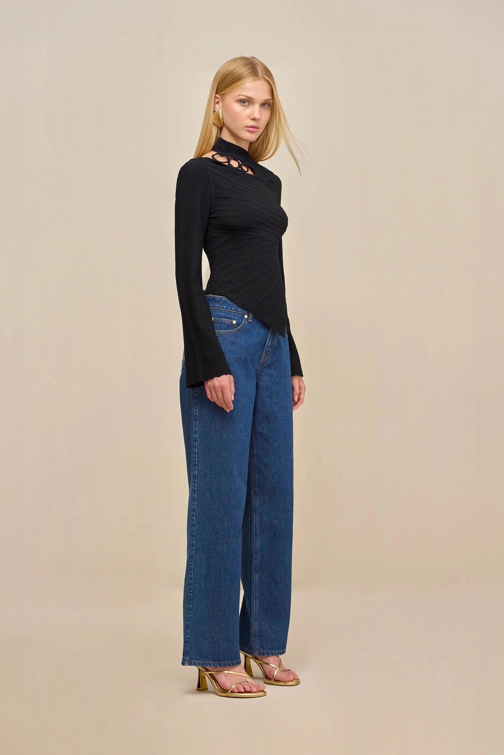 TAYLA KNIT TOP - BLACK - Image 4