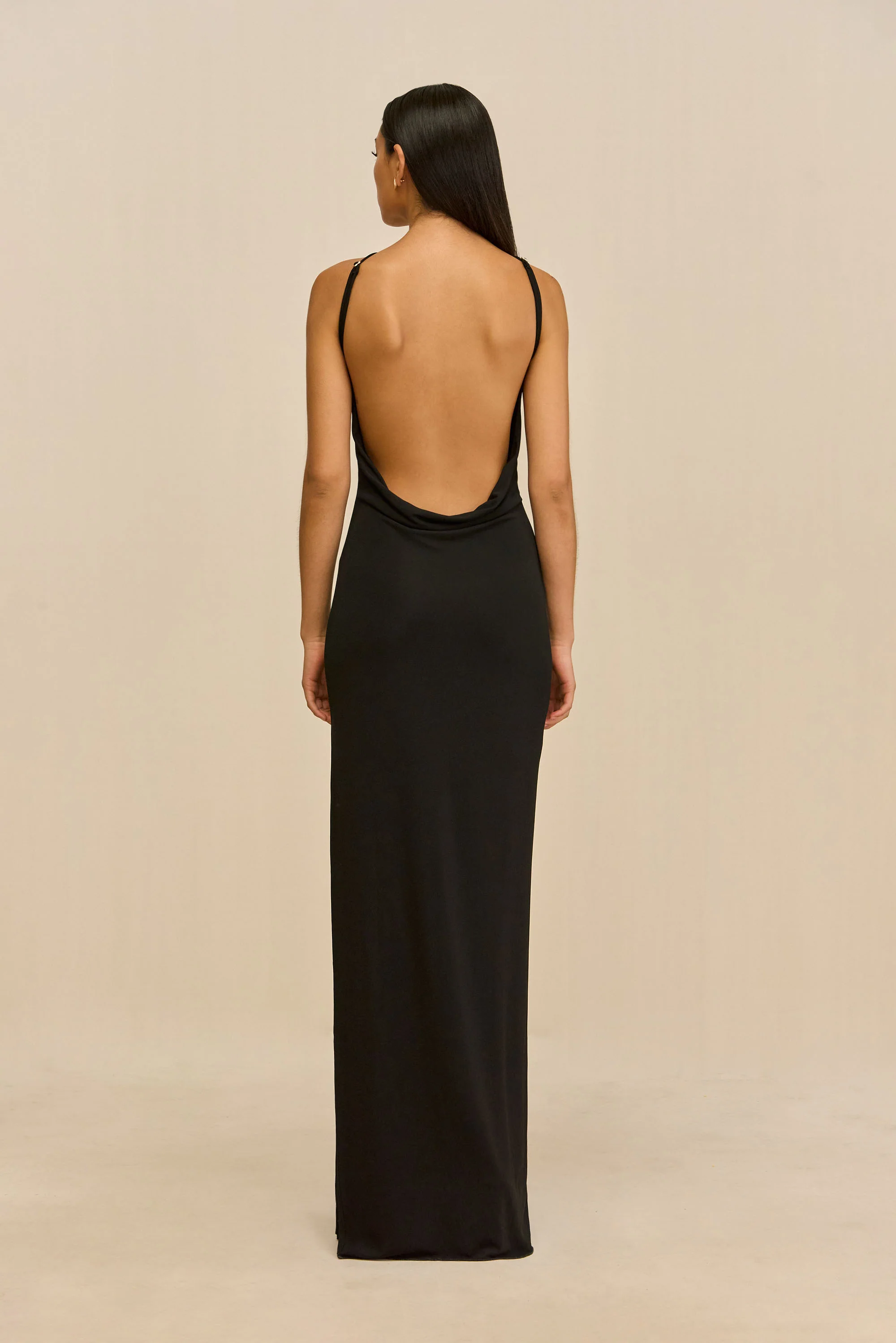 VAELA GOWN - BLACK