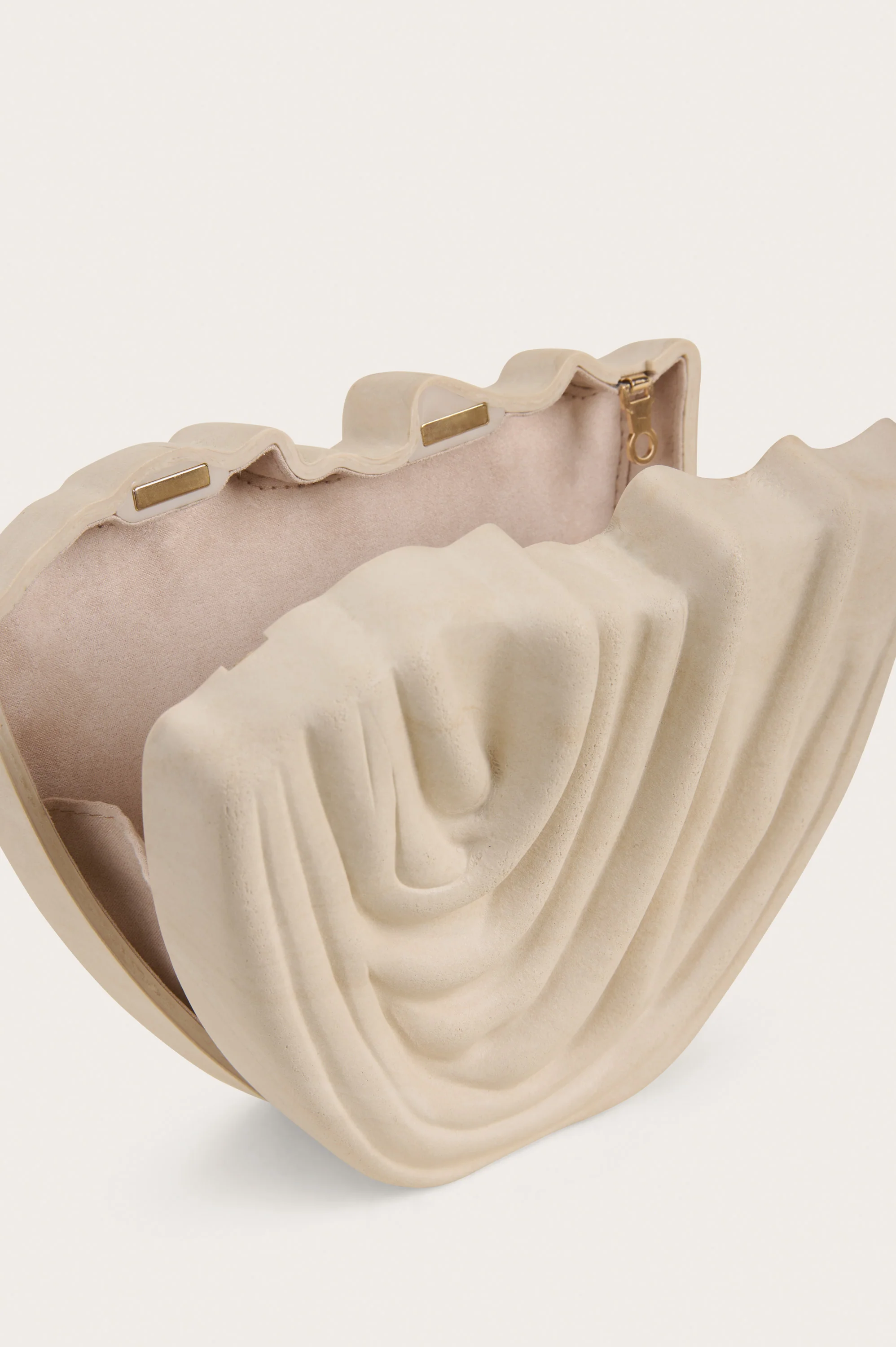 VENUS CLUTCH - TRAVERTINE - Image 4
